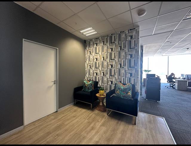 382M² OFFICE TO LET IN SANDTON CENTRAL